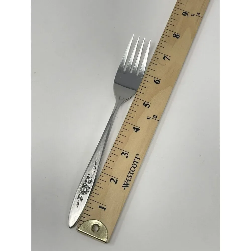 Vintage Oneida Community ROSE SHADOW Stainless Dinner Forks 7 3/8